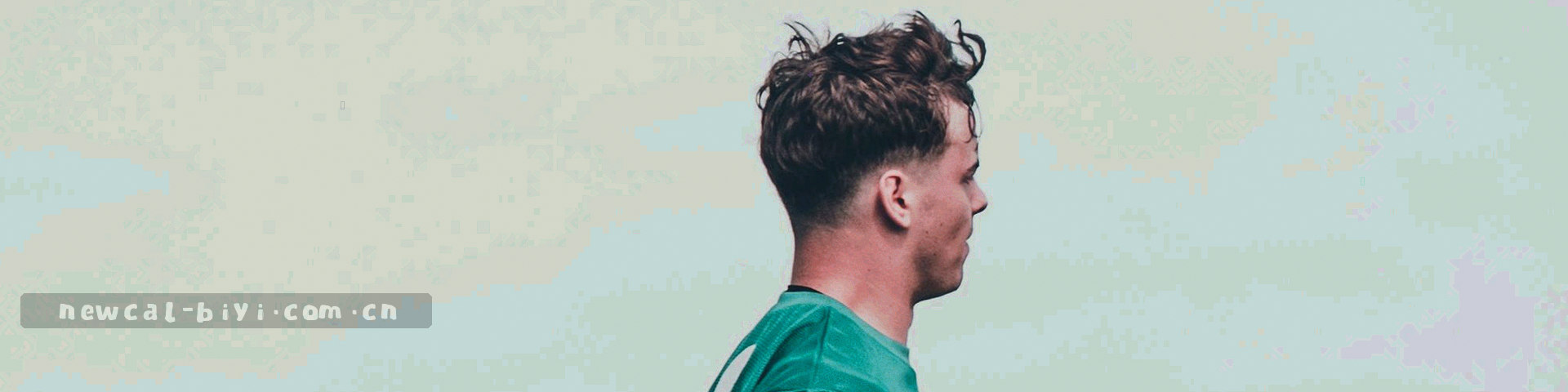 世界地图上的光点和连线，表示跨区数据连接